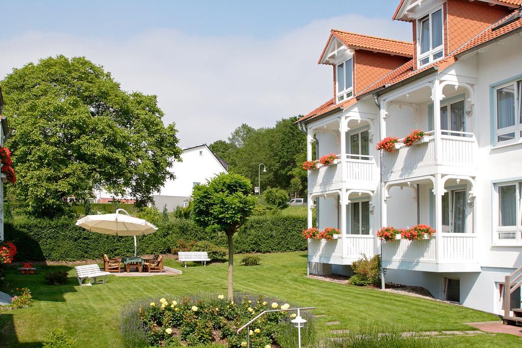 Apartmenthaus Binzer Sterne ภายนอก รูปภาพ