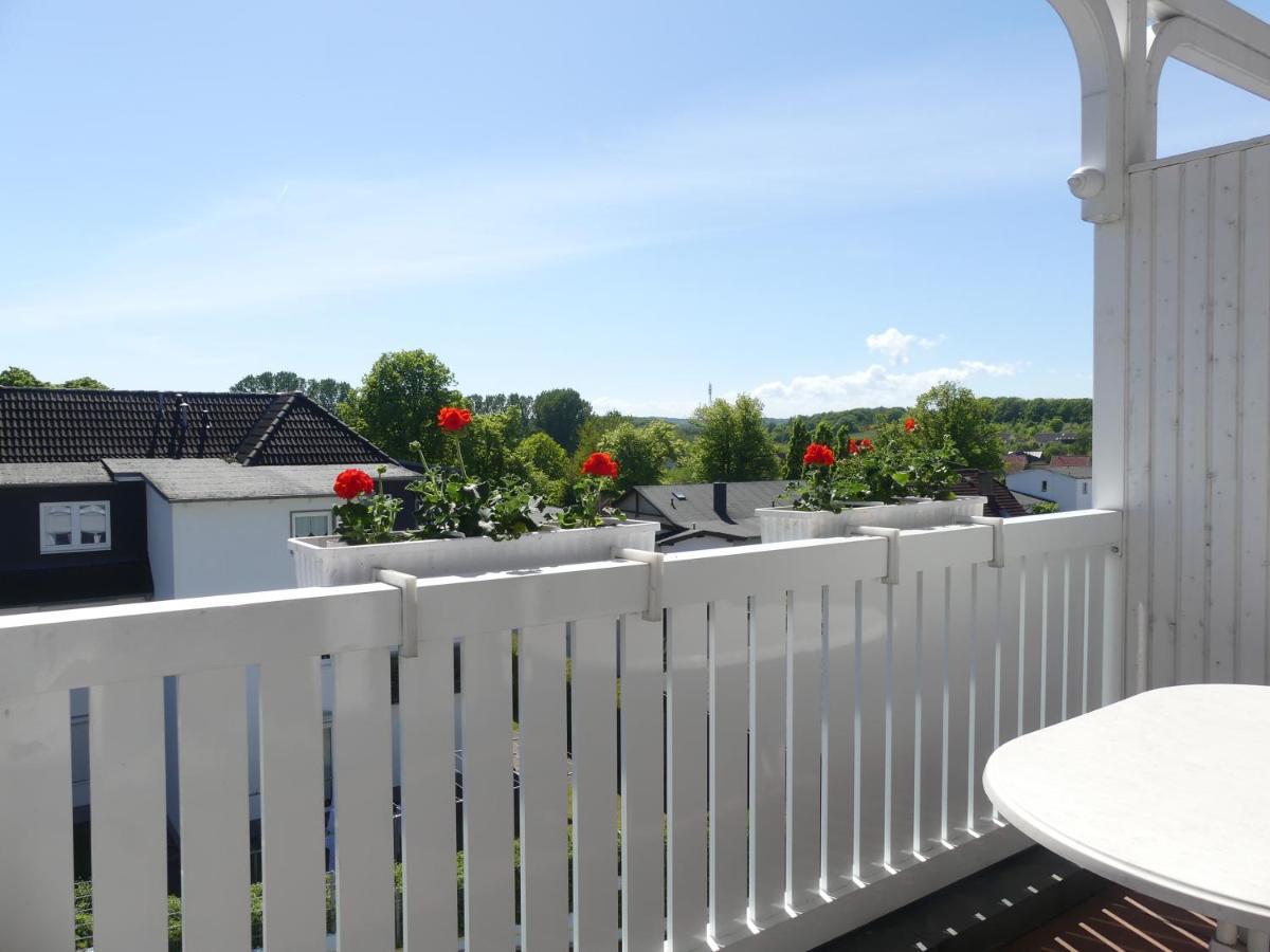 Apartmenthaus Binzer Sterne ภายนอก รูปภาพ